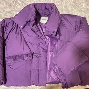 American eagle puffer, size XL, color purple